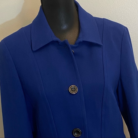 NWOT Chadwick’s of Boston Womens Jacket Size 10 Royal Blue Button Closure - Picture 2 of 9
